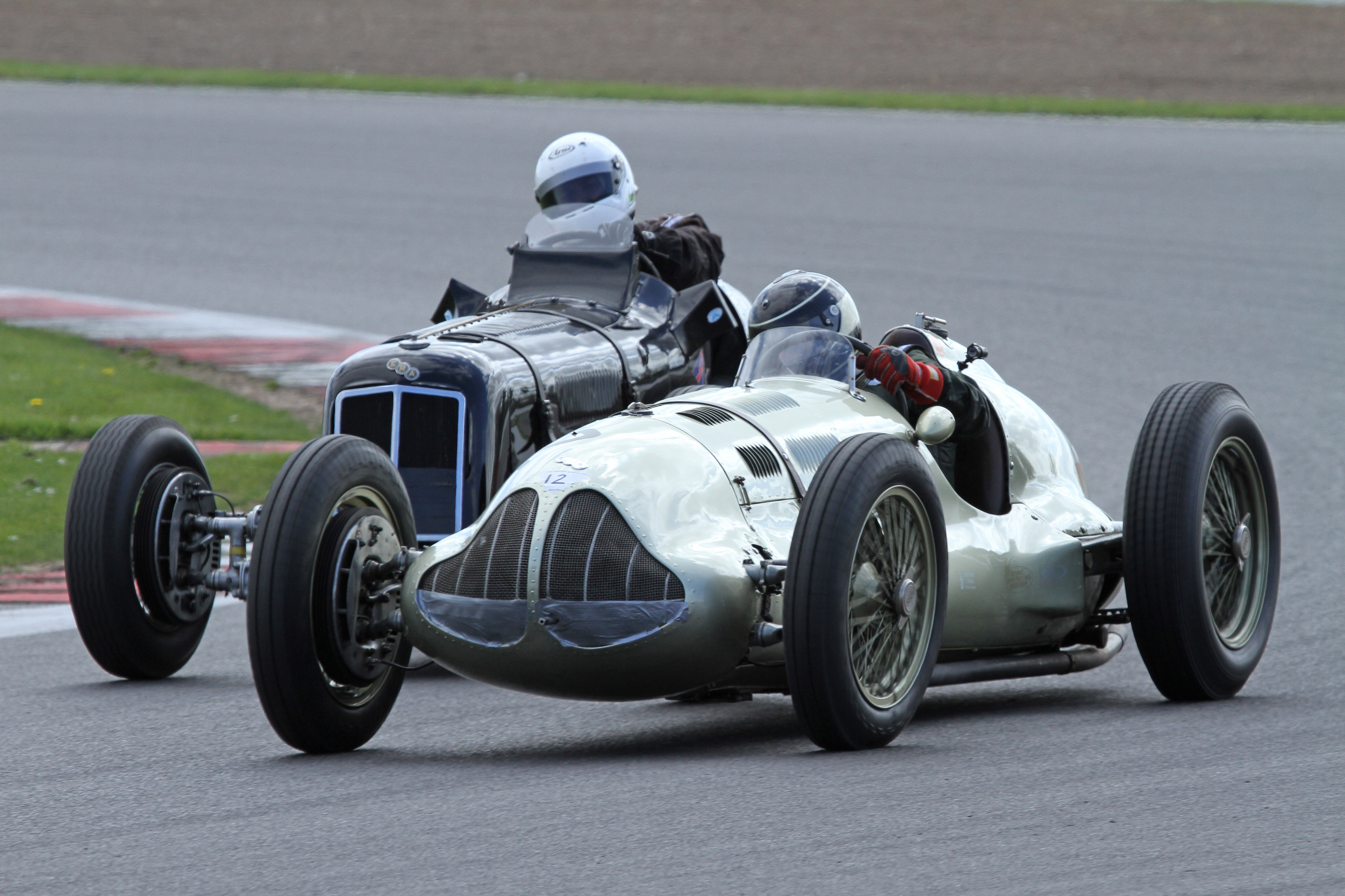 Advance Ticket Sales for VSCC ‘Spring Start’ at Silverstone Now Closed cover