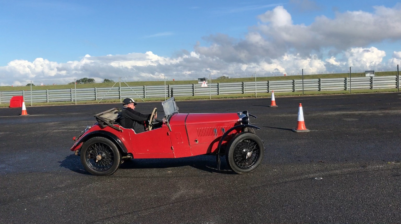 Final AutoSolo of 2017 Successful at Snetterton cover