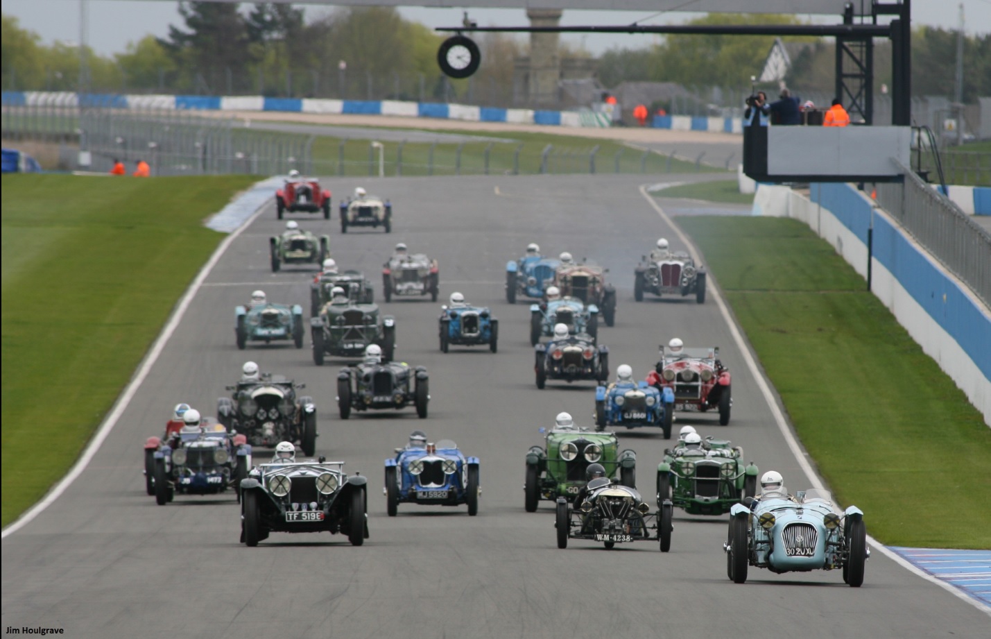 The VSCC Returns to Donington Park cover