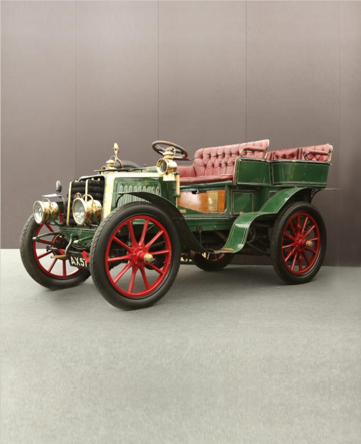 Bonhams becomes title partner for the celebrated annual London to Brighton Veteran Car Run cover