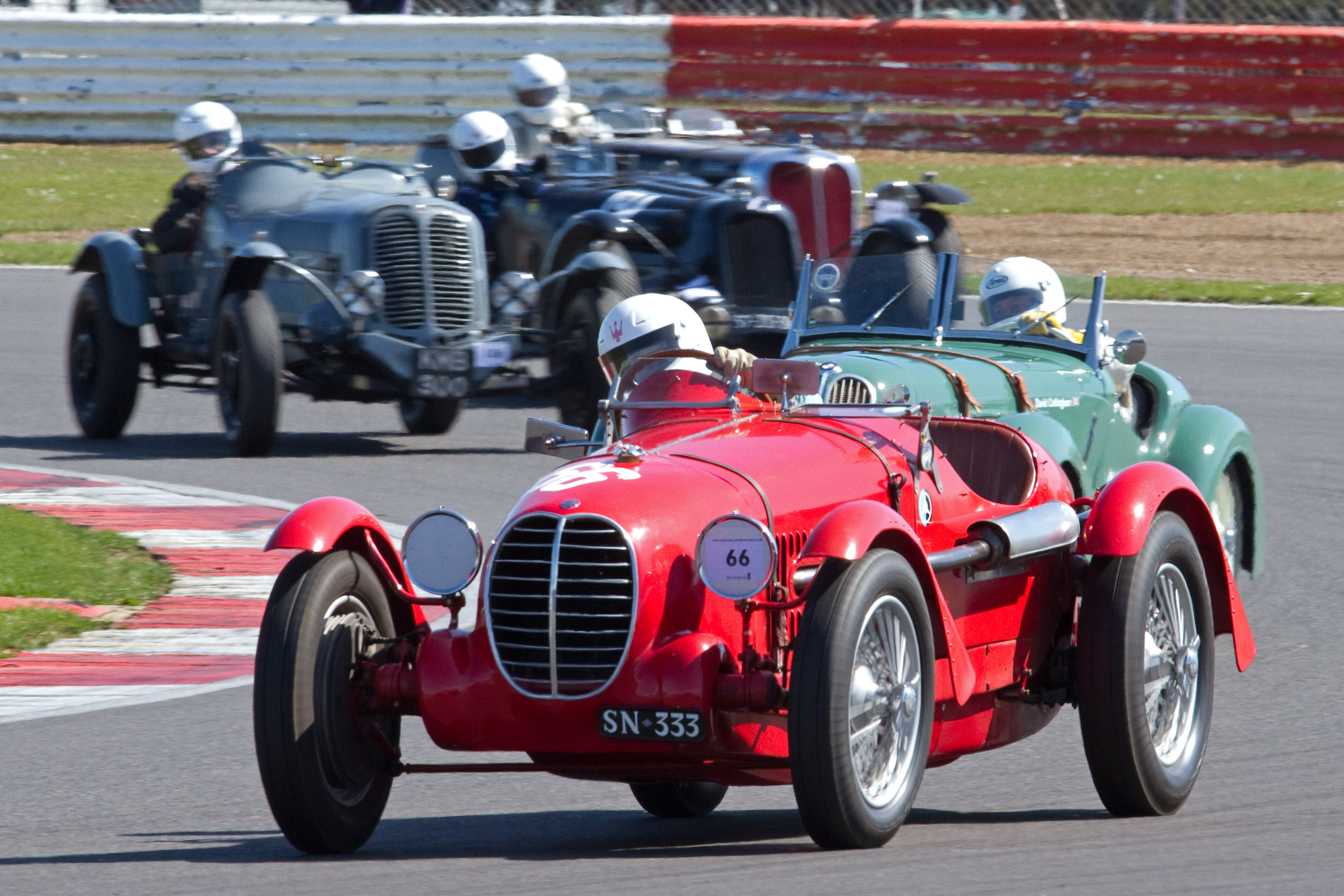Calling all VSCC Racers – there is now less than a week to enter Silverstone ‘Spring Start’ cover
